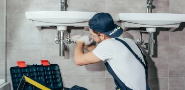 سباك في راس الخيمة